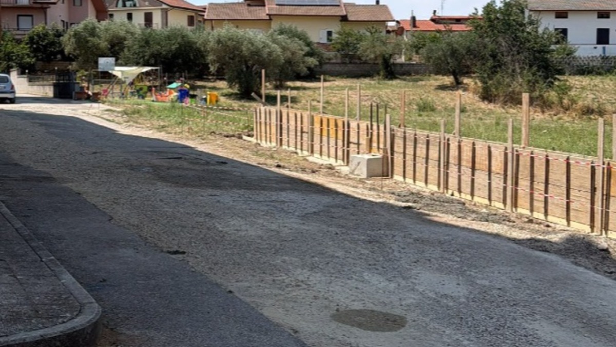 San Giorgio del Sannio, il marciapiede della discordia: l’interesse pubblico è davvero garantito? - 