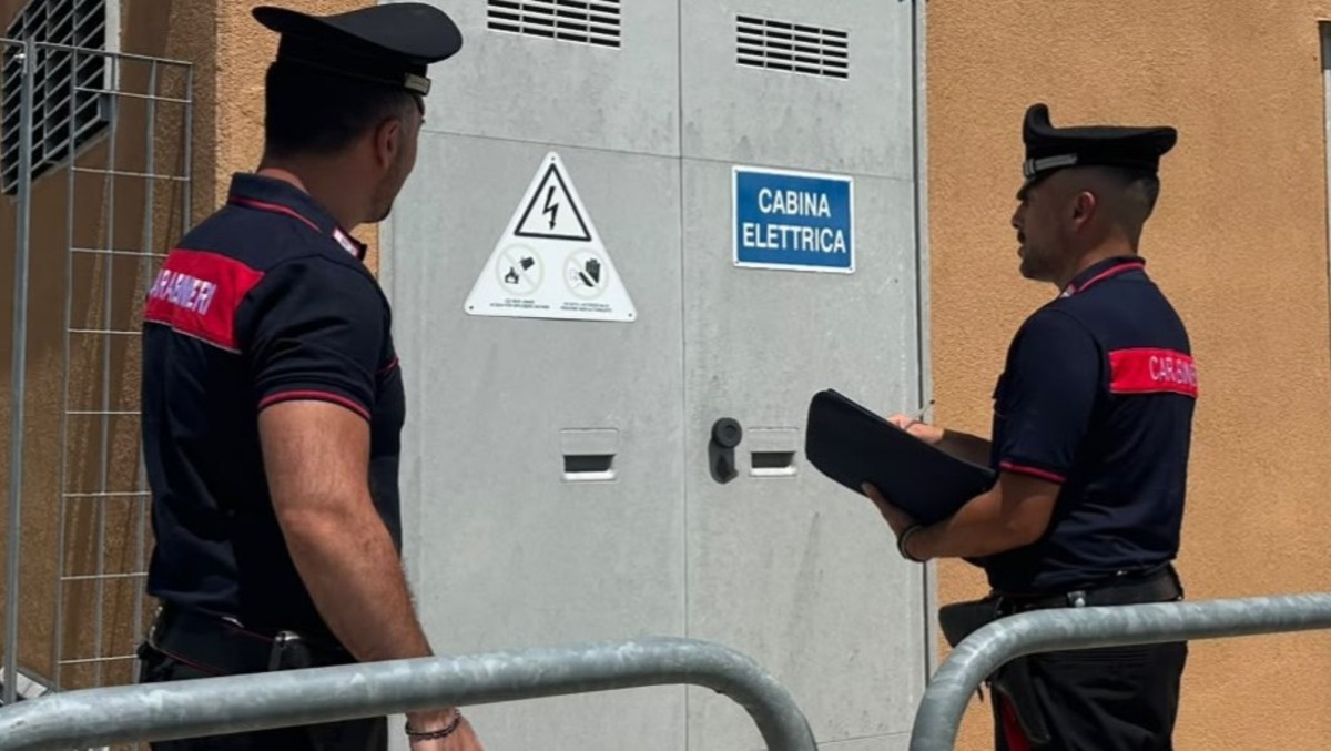 Ruba oltre 120mila euro di elettricità: denunciato il titolare di un opificio - 