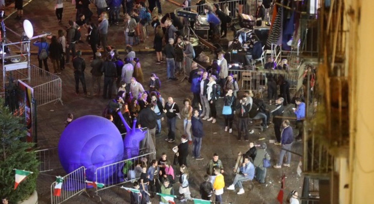 Spari tra la folla alla Notte Bianca di Secondigliano: la risposta della comunità - 