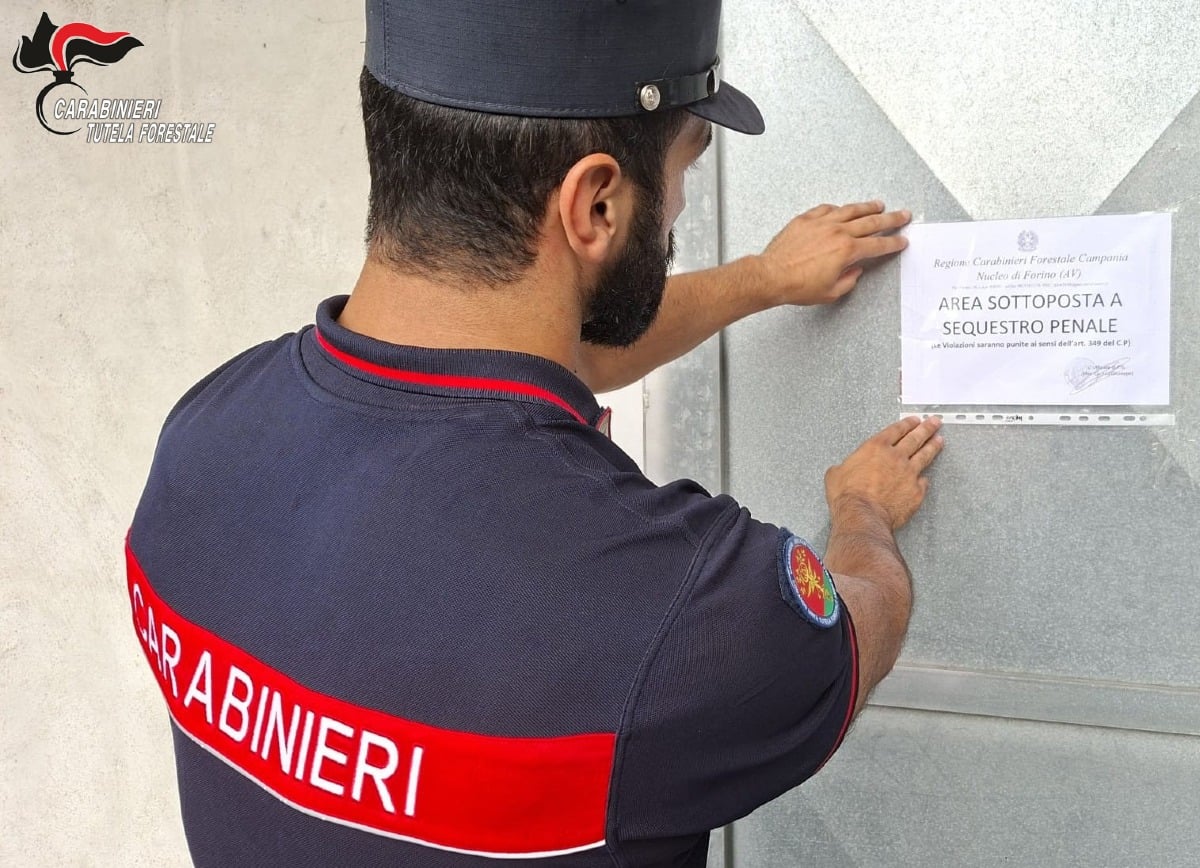 Inquinamento del fiume Sarno: blitz dei Carabinieri Forestali in una conceria di Forino - 