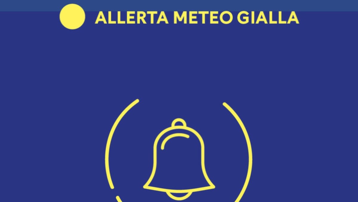 Campania, allerta gialla dalle 13: temporali improvvisi e vento forte - 