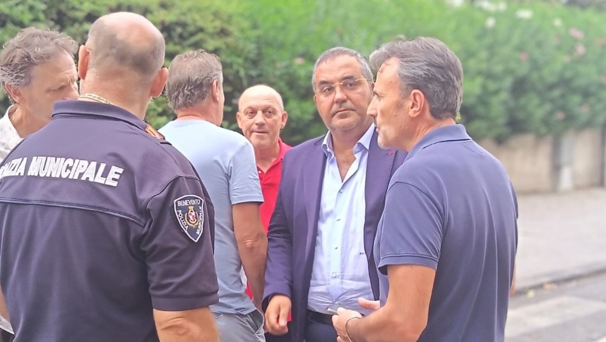 Benevento. De Pierro: "Al lavoro per rimuovere detriti, è stato evento di particolare virulenza" - 