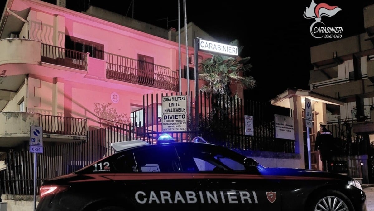 Aggredisce in casa la compagna, arrestato dai Carabinieri  - 