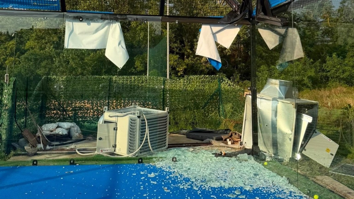 San Nicola Manfredi: il nubifragio travolge l'Appia Padel Club - 