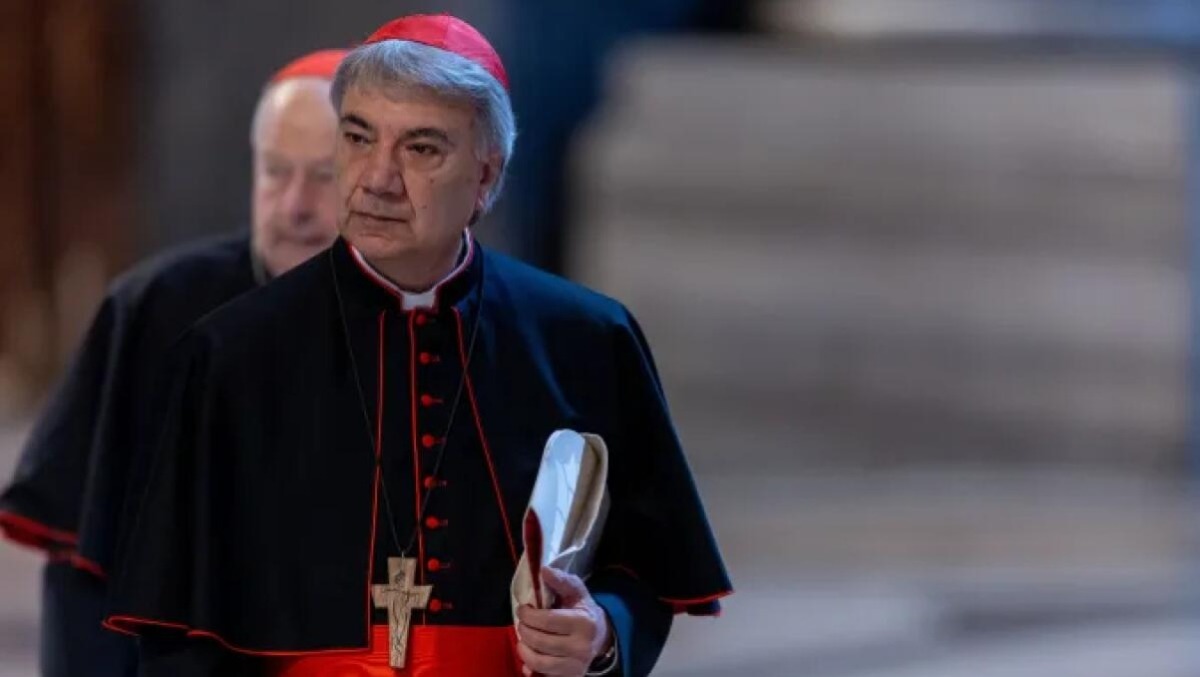 Cardinale Battaglia: una fede in cammino nelle periferie di Napoli - 
