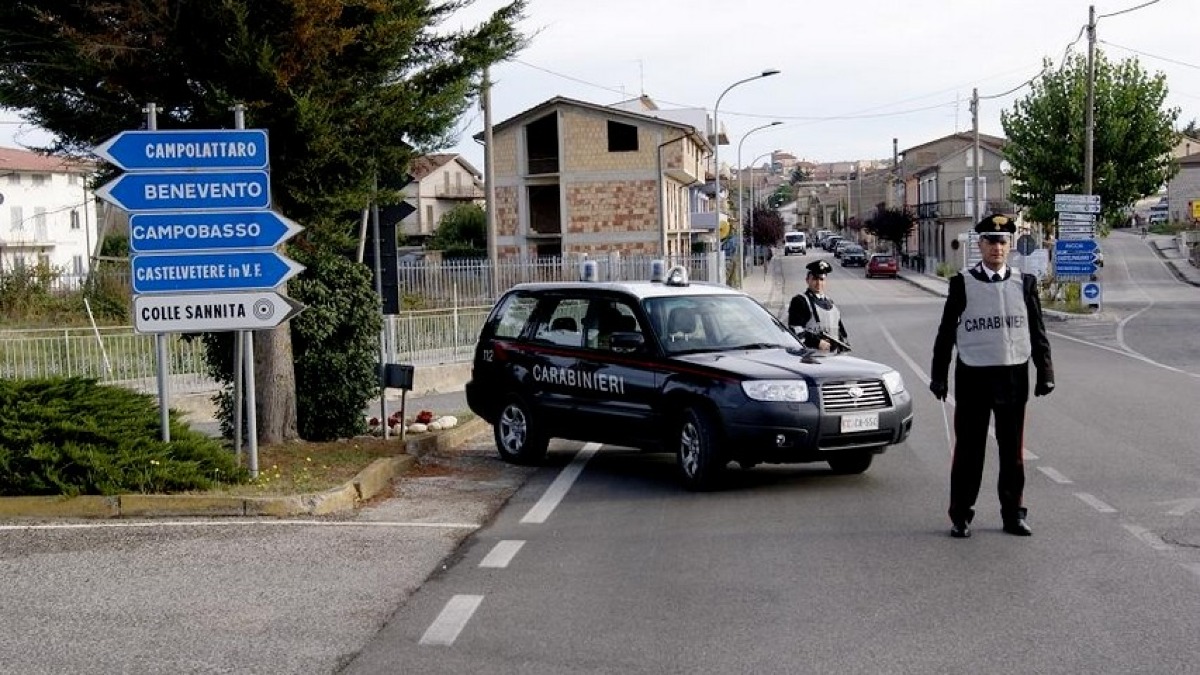 Violazione dei divieti e nuove minacce all'ex compagna: scattano gli arresti domiciliari - 