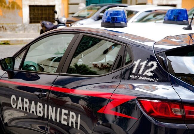 Investe una giovane e fugge: avvocato si costituisce ai Carabinieri - 
