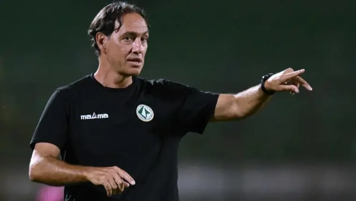 Beffa Avellino: perla di Russo poi la doccia fredda, l'Arezzo ribalta e vince 1-2 - 