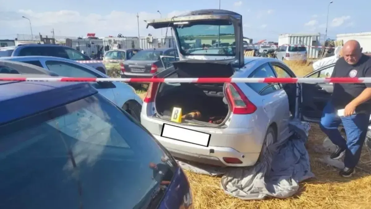 Trovato morto in un bagagliaio il 32enne Sadam Houssain, era scomparso dal 4 agosto - 