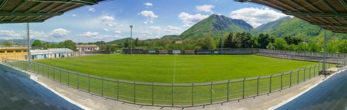 In campo la passione: la festa del calcio dilettantistico campano riparte da Sturno - 