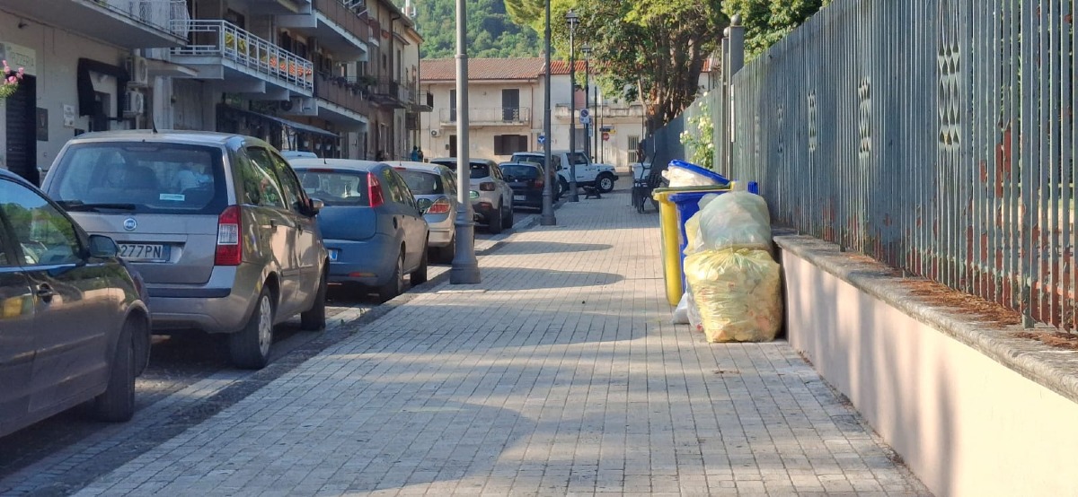 Cervinara Via Sen.Clemente 110826 