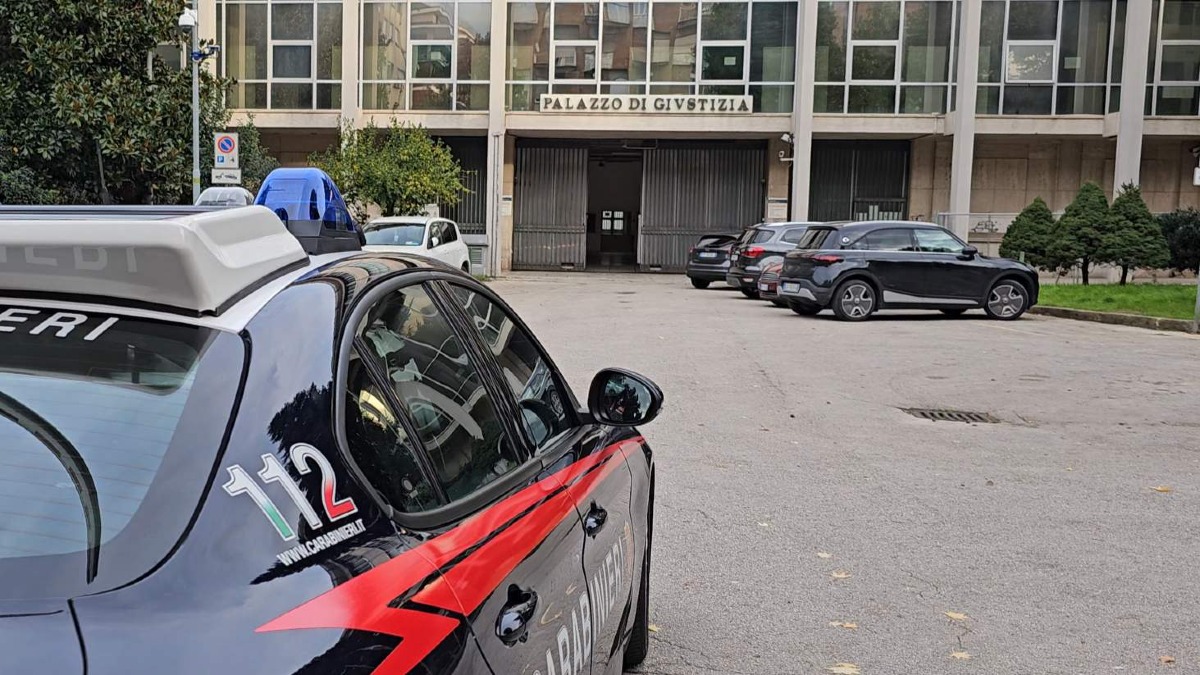 Tentato femminicidio, fermato l’ex compagno: la donna aggredita a martellate è grave - 