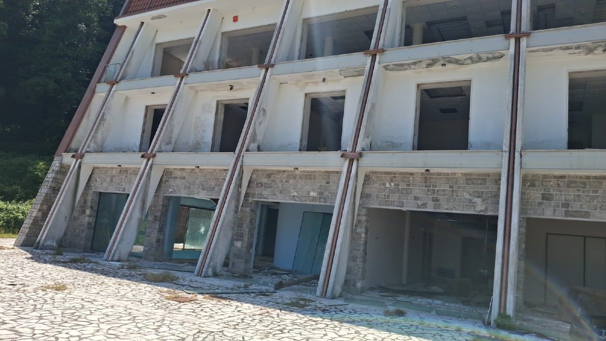 Grand Hotel Taburno, la Regione pronta al comodato alla Comunità Montana - 