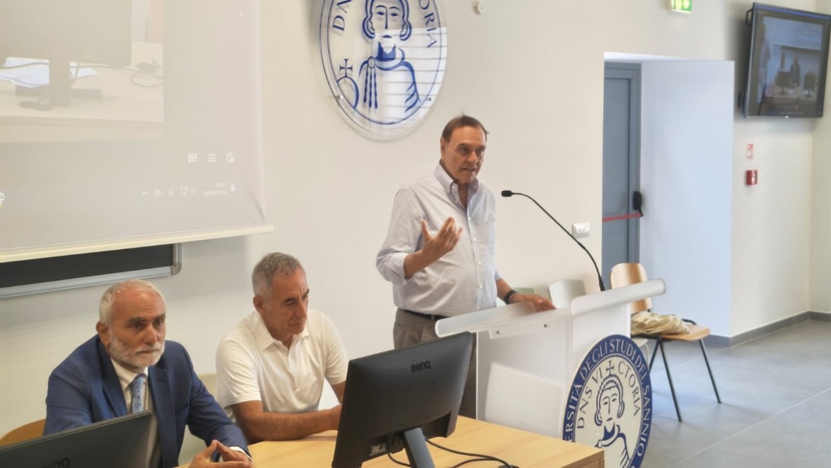 Medicina a Benevento, la scommessa è vinta: 182 studenti per il semestre filtro - 