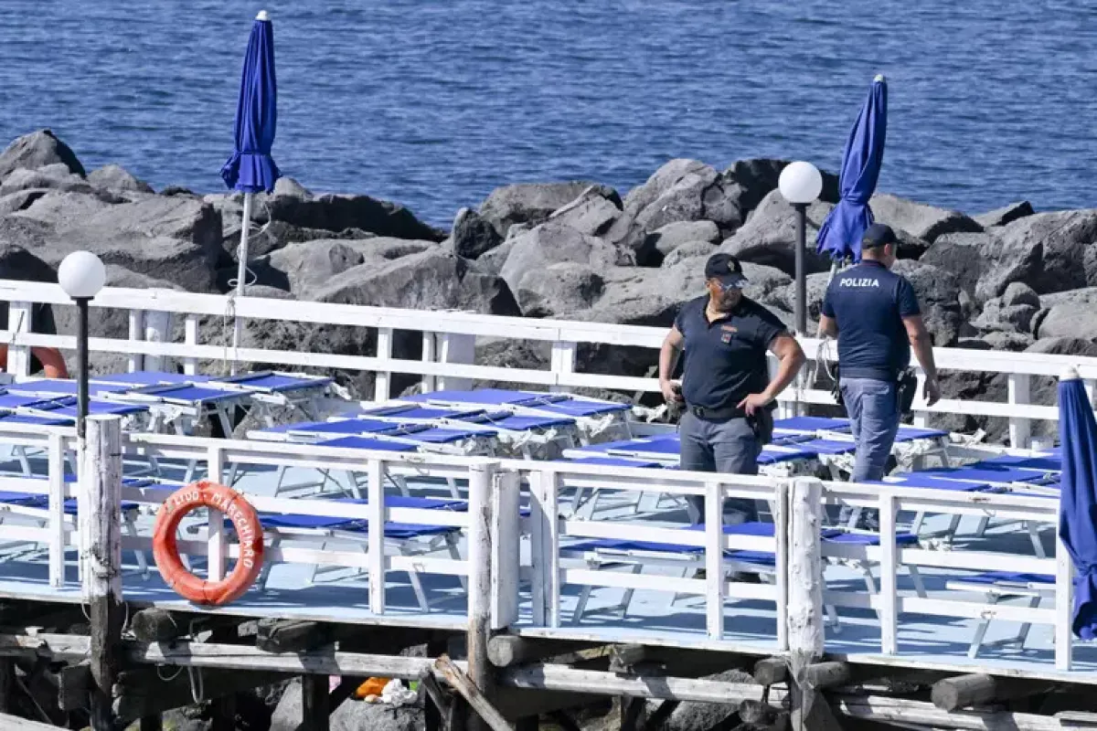 Giovane accusato di violenza sessuale a Marechiaro: indagini della Polizia - 