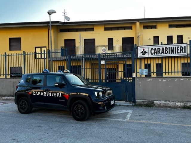 Occupano la casa di un ignaro cittadino: denunciati due marocchini - 