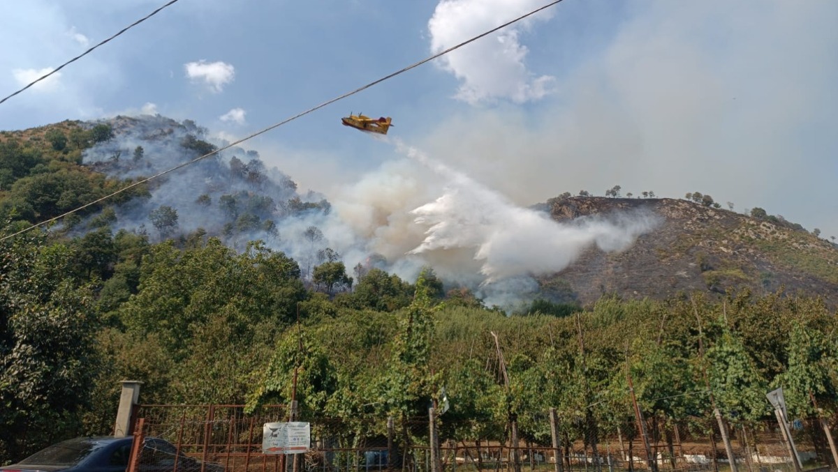 Montoro, il sindaco chiede indagini tempestive sugli incendi sul territorio - 