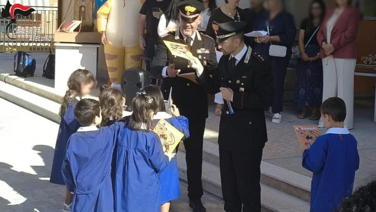 Irpinia, al via il nuovo anno scolastico: Carabinieri in campo per la sicurezza degli studenti - 