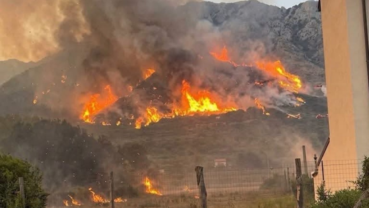 Montagne in fiamme, la prevenzione finisce sotto accusa: cosa è stato fatto? - 