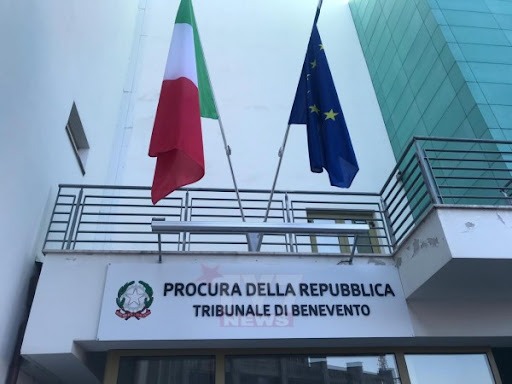Traffico di influenze illecite, otto indagati: escluso coinvolgimento dei Carabinieri - 