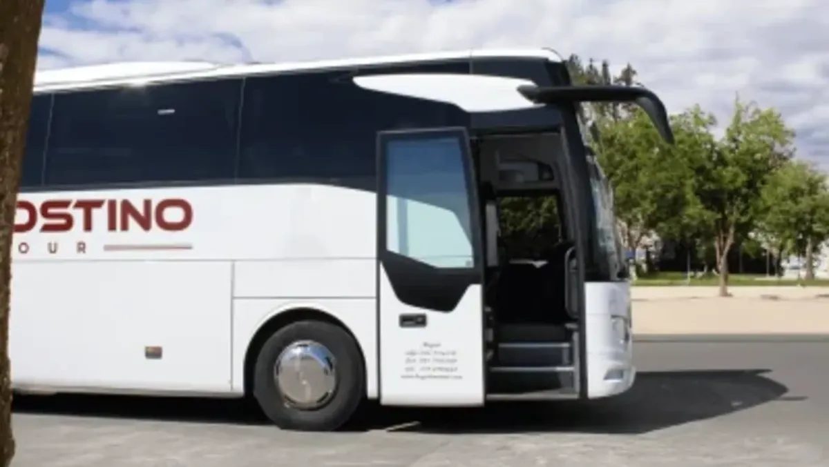 Napoli-Benevento, tre passeggere restano a terra: bus è pieno e non c’è un mezzo sostitutivo - 