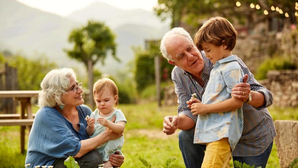 Festa dei Nonni, il loro aiuto alle famiglie vale oltre 12.500 euro - 