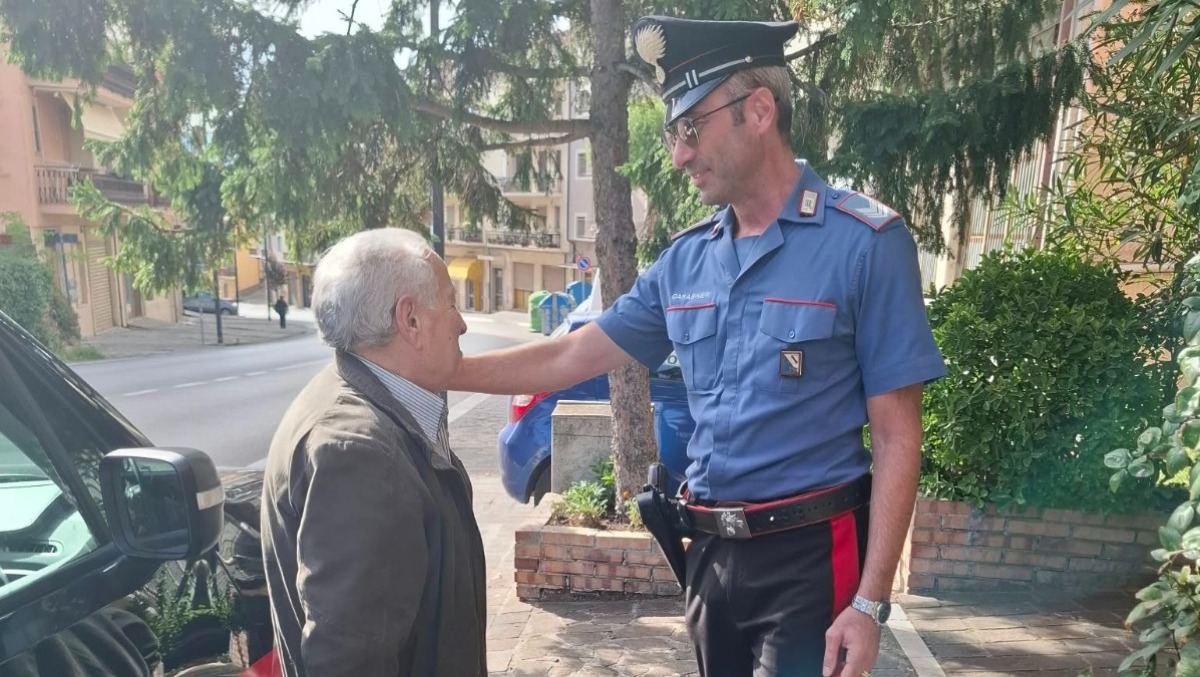 Anziano truffato e picchiato,  arrestati una 34enne e un 32enne - 