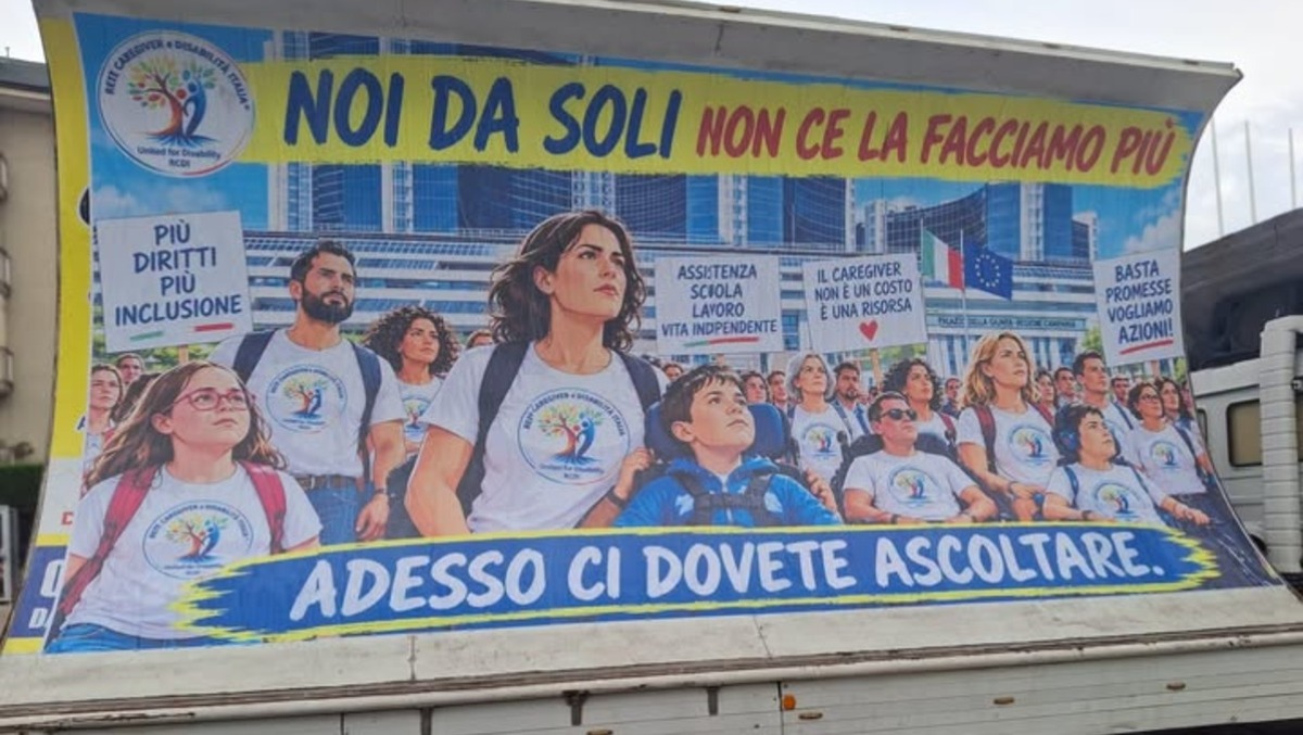 «Lasciati soli dallo Stato»: il grido delle famiglie dei bimbi disabili - 