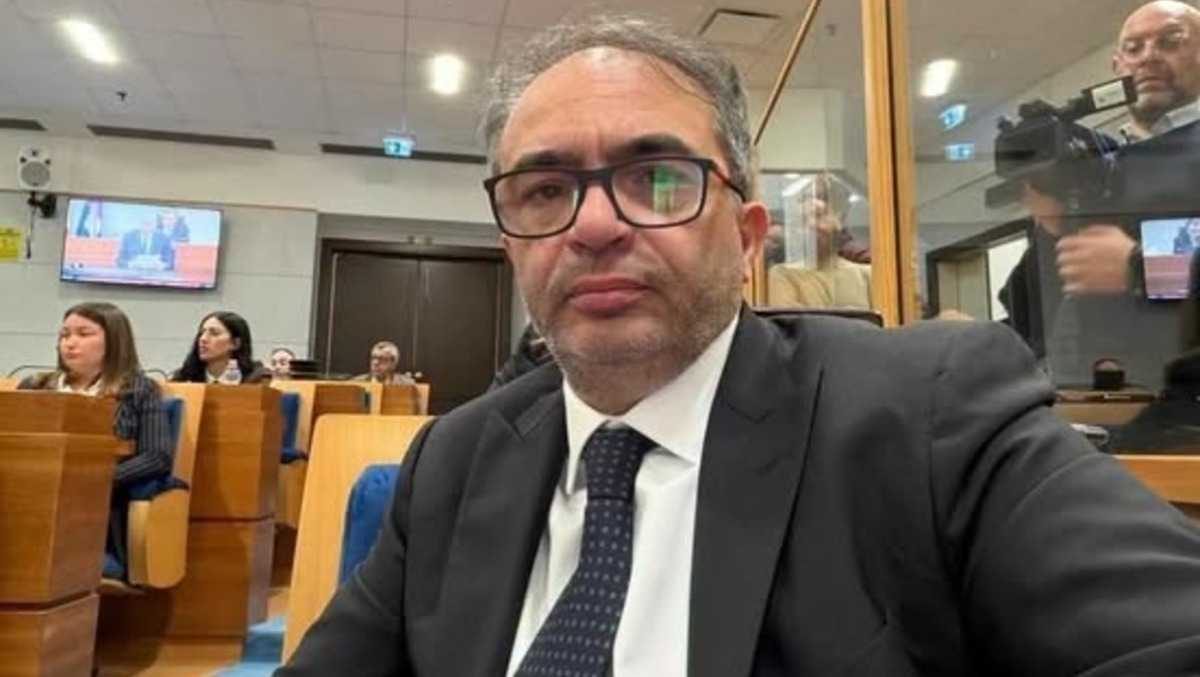 Roghi industriali: La Regione Campania si costituisca parte civile nei processi per danni ambientali - 