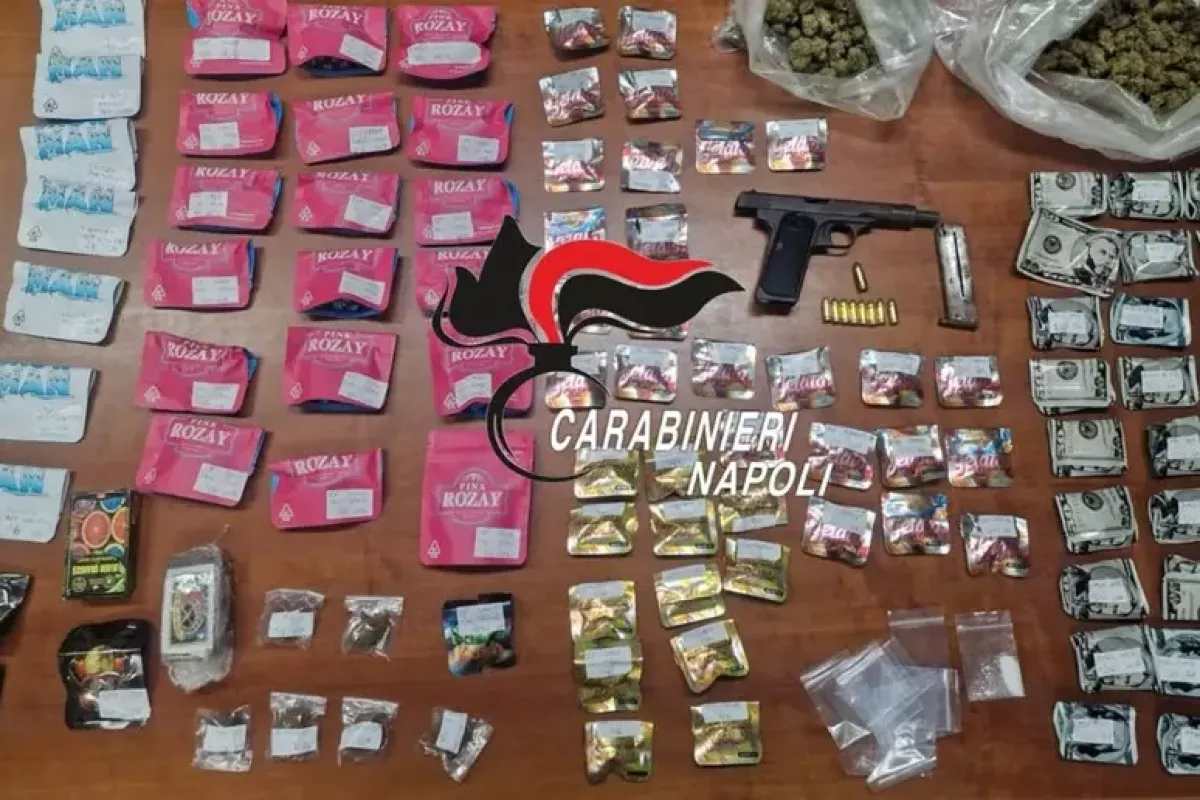 Droga confezionata in buste rosa con il marchio “Rozay”: arrestato un 22enne - 