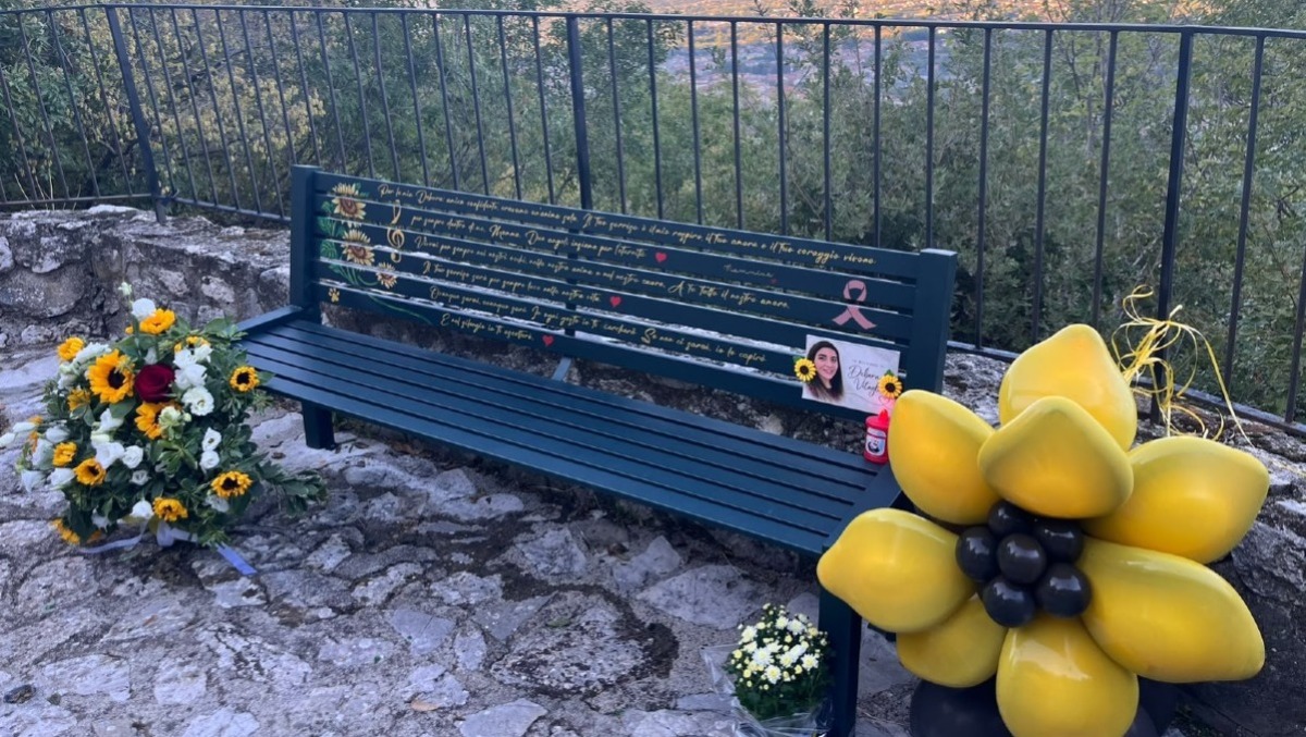 Debora vive nei nostri cuori: un anno dopo, il suo amore ci unisce - 