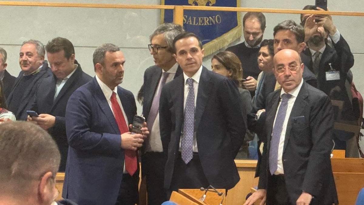 Caro Carburanti: Pellegrino Mastella chiede interventi urgenti  - 