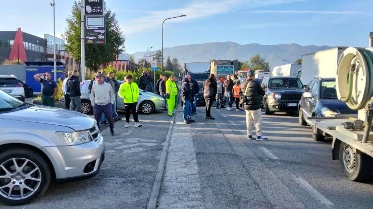 Tufava Valle. La protesta è un Diritto, ma non deve calpestare i Diritti degli altri! - 