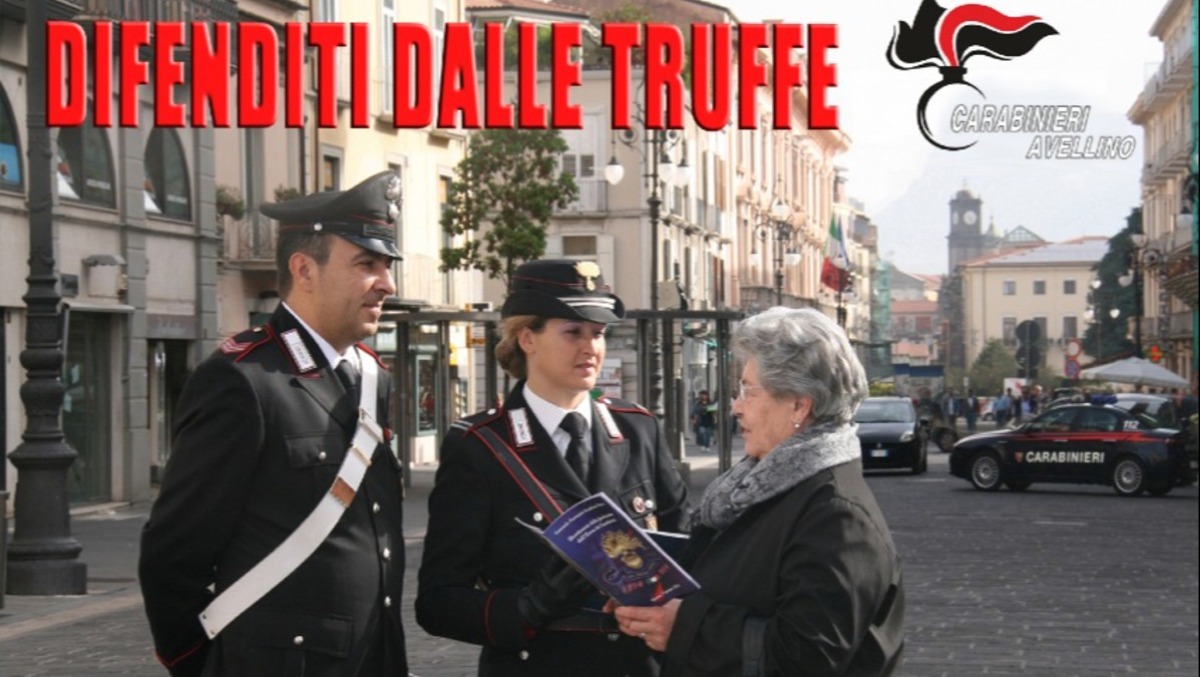 Vende un trattore per 12mila euro, ma il bonifico è falso: denunciato - 