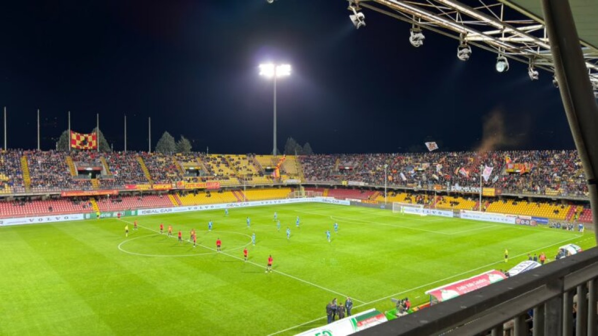 Benevento, un’altra beffa nel finale: il Catanzaro pareggia in pieno recupero - 