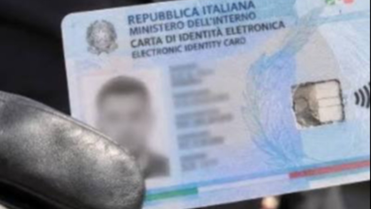 In manette un 40enne irpino per aver manomesso CIE - 
