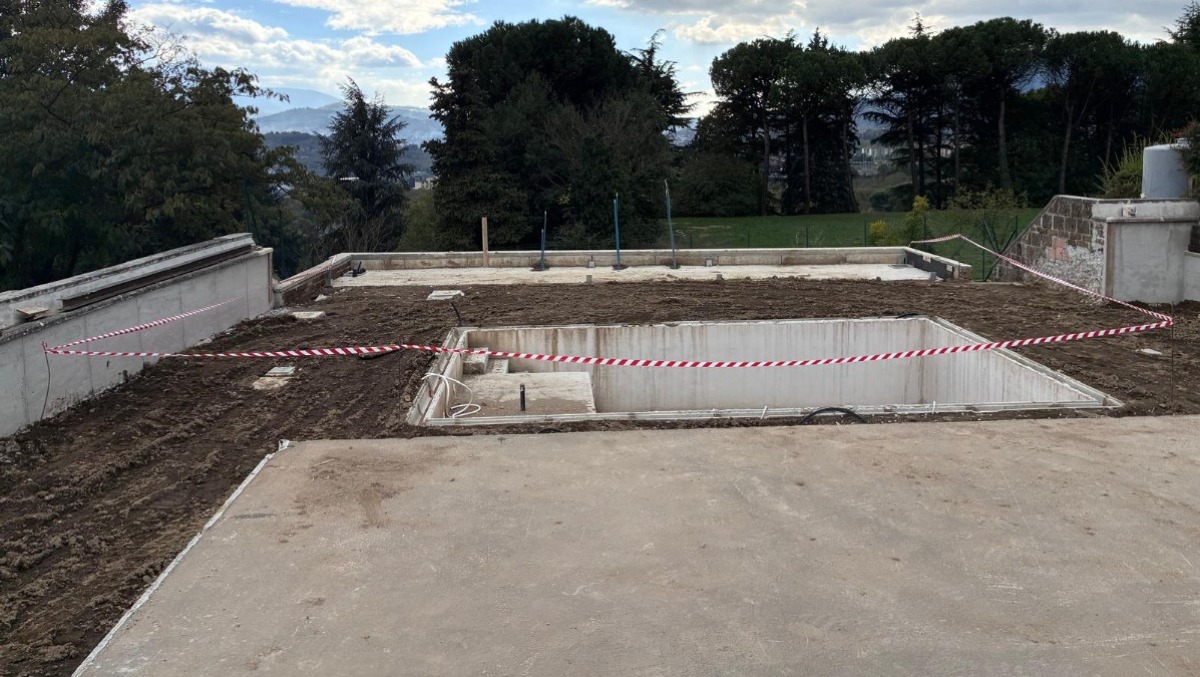 Avellino, piscina abusiva: scattano i sigilli, proprietario denunciato - 